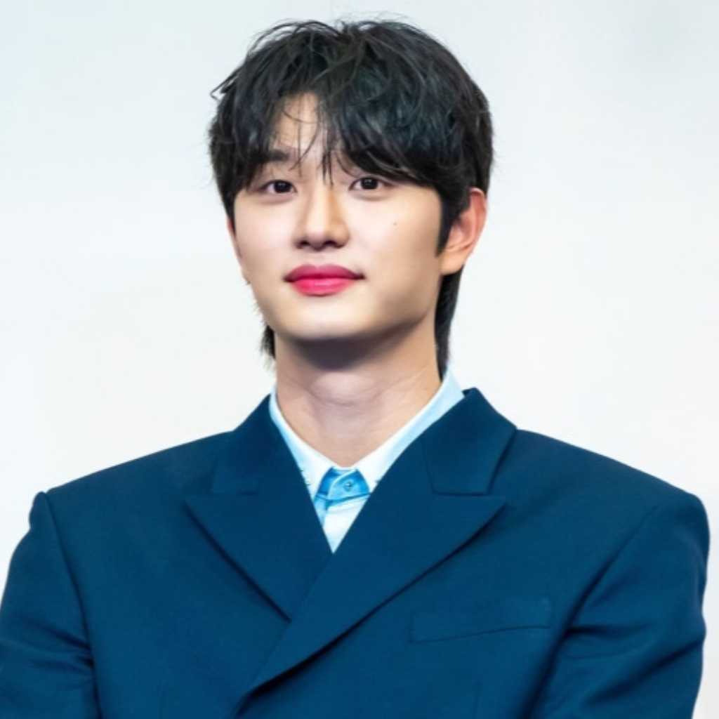 「ユミの細胞たち3」キム・ジェウォン、劇中の“マルチーズは糞も食べる”発言を謝罪！？ユーモア溢れる動画が話題