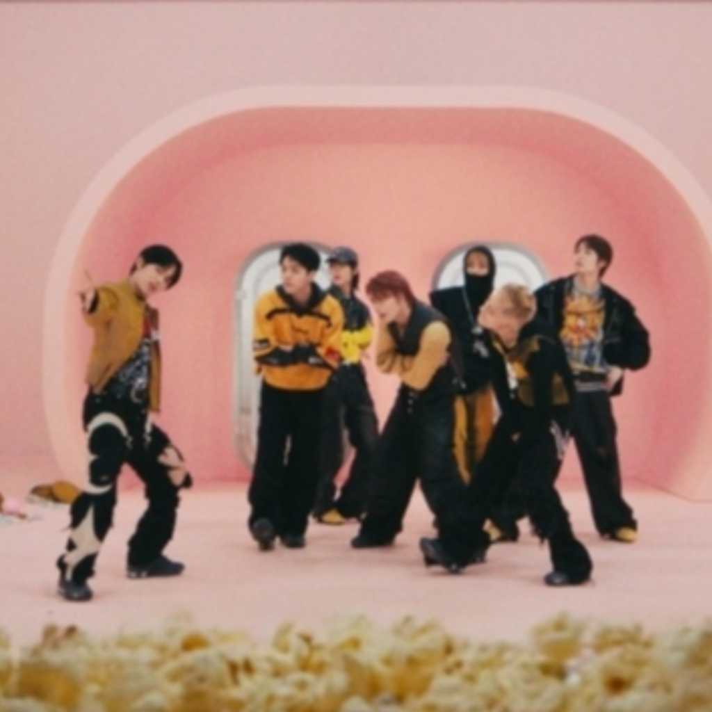 NouerA、タイトル曲「POP IT LIKE」MV公開…メンバーたちの強烈なスタイリングに注目