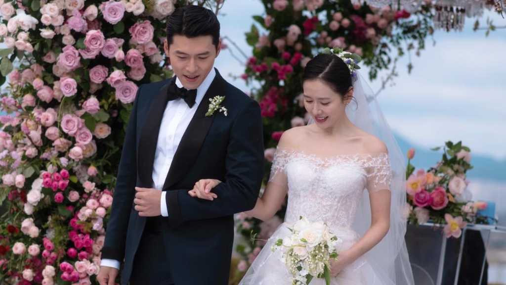 ソン・イェジン、夫ヒョンビンとの結婚4周年をお祝い!童話のような美しいウエディング写真を公開