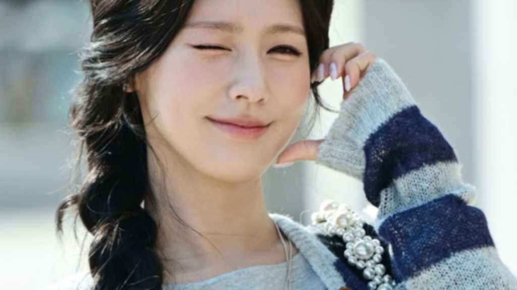 【PHOTO】i-dle ミヨン、ラジオ出演のため放送局へ…キュートなポーズで挨拶