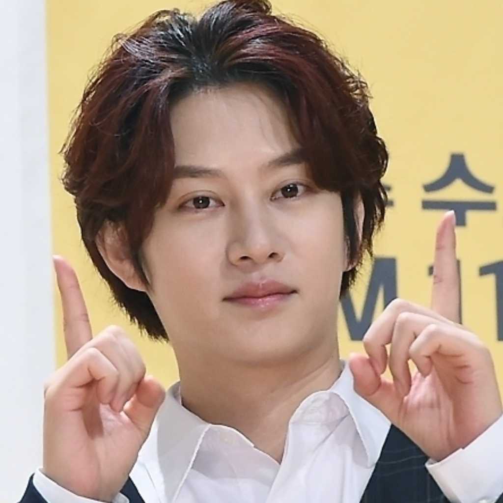 SUPER JUNIOR ヒチョル、過去の交通事故で障害認定を受ける「ファンが悲しむと思い話さなかった」