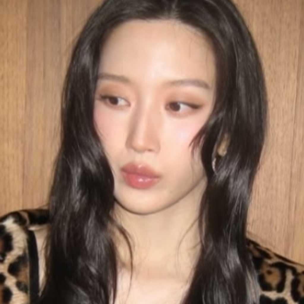 ムン・ガヨン、セクシーなランジェリーファッション…美しい近況ショットに注目