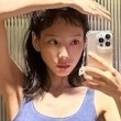 少女時代 テヨン、大胆なファッションに驚き…華奢なボディが際立つセルフショットを公開