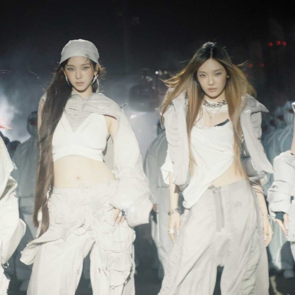 aespa、ニューシングル「Dirty Work」MV公開…壮大かつダークな世界観に注目
