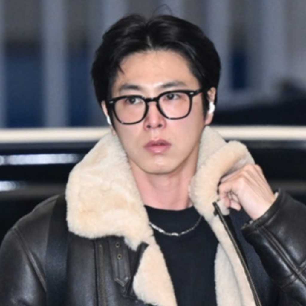 【PHOTO】東方神起 ユンホ、海外スケジュールのため出国（動画あり）