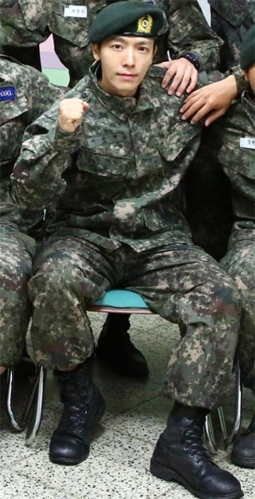 Super Junior ドンヘ 本日 14日 除隊 カムバックに高まる期待 Kstyle