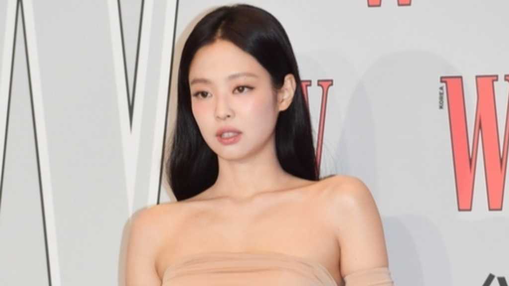 BLACKPINK ジェニー、東京のクラブでの誕生日パーティーに賛否の声…“ろうそくパフォーマンス”にも様々な反応