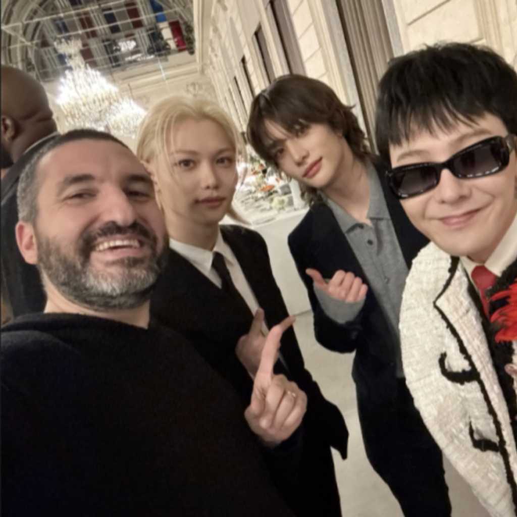 G-DRAGON、Stray Kids ヒョンジン＆フィリックスが一堂に！豪華すぎる記念ショットが話題