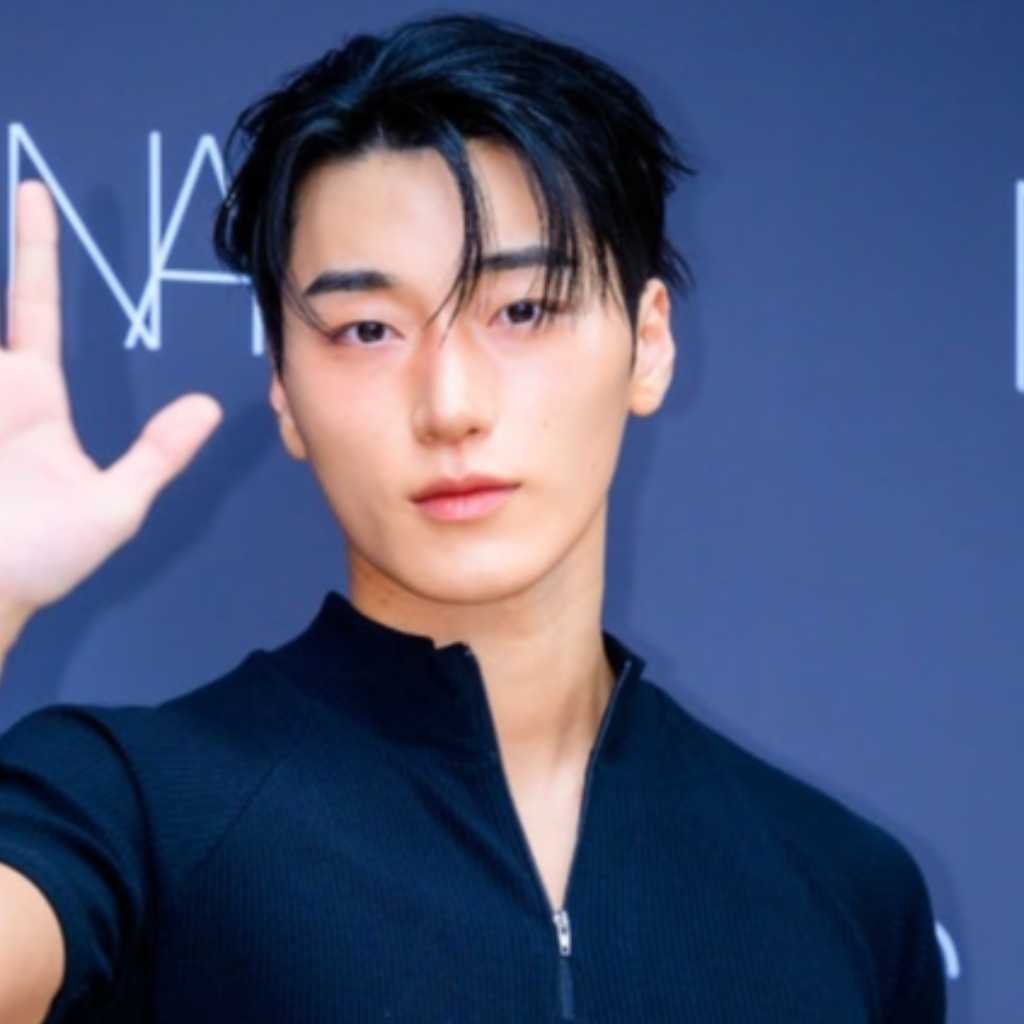 【PHOTO】ATEEZのSANからITZY リュジン、ムン・ガヨンまで!ブランド「NARS」のイベントに出席