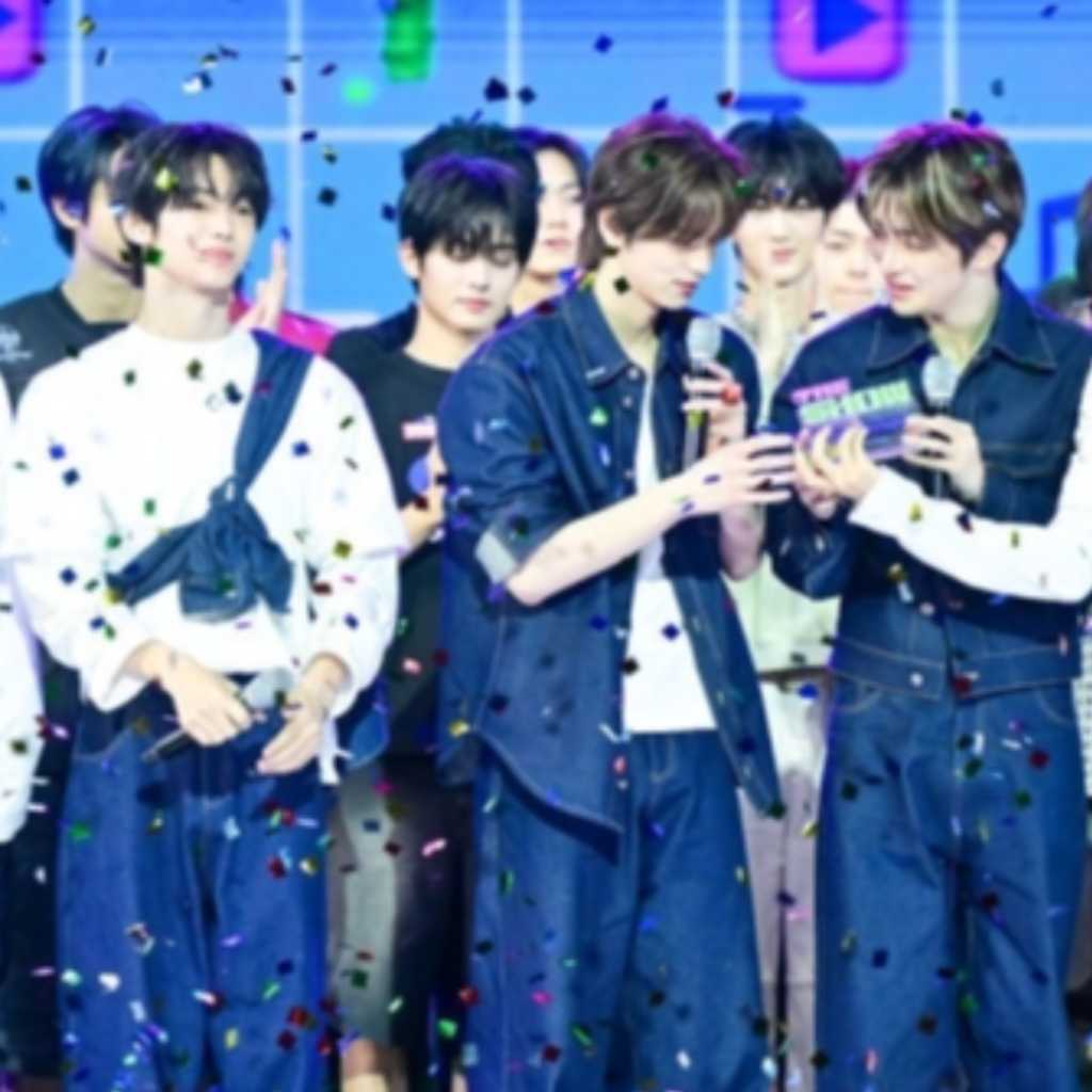 【PHOTO】TWS、4/29放送の「THE SHOW」で1位を獲得！