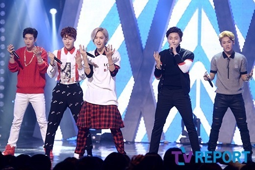 Photo Uniq デビュー 10 23放送 M Countdown に出演 恋に落ちた少年のように Kstyle