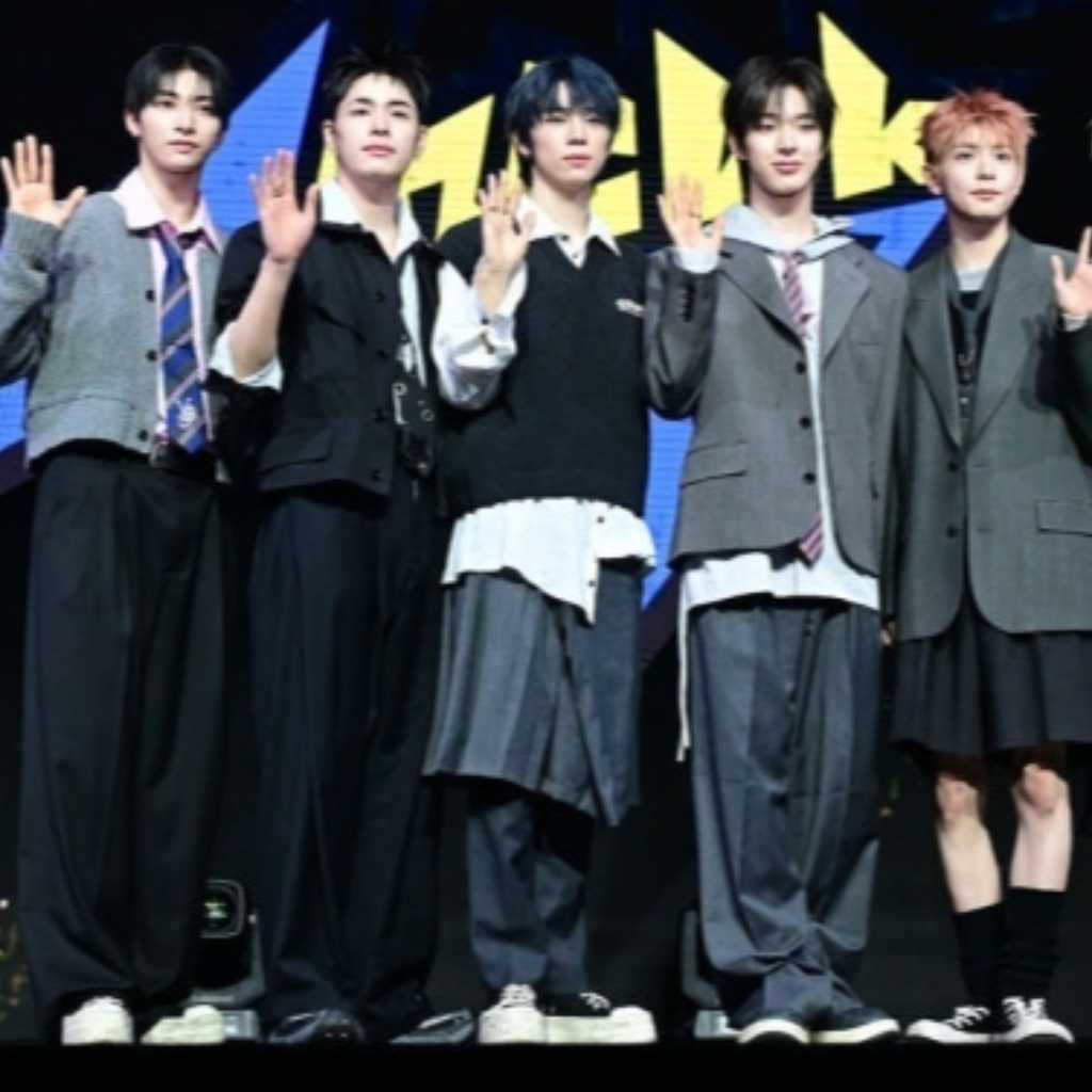 【PHOTO】NEXZ、2ndシングル「Mmchk」発売記念ショーケースを開催