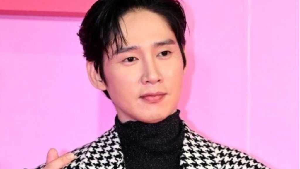 パク・ソンフン、新ドラマ「未婚女性の効率的な出会い」で復帰なるか…事務所がコメント
