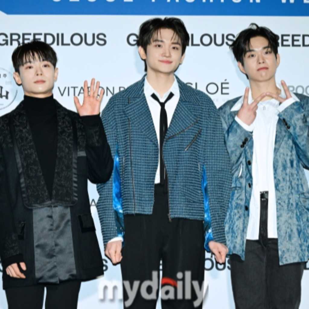 LUCY、10月30日にカムバック…7thミニアルバム「線」ロゴフィルム＆カバーイメージ公開