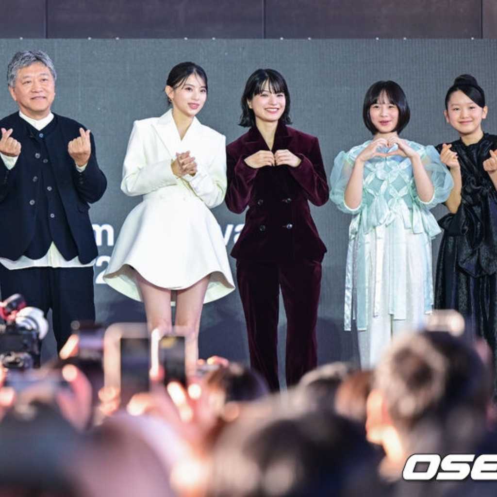 【PHOTO】出口夏希&蒔田彩珠らが訪韓!映画「ルックバック」舞台挨拶に出席