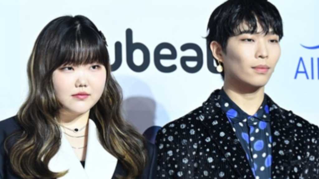 “YGと契約終了”AKMU、新事務所からカムバック？写真に注目集まる