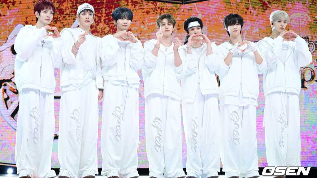 【PHOTO】EPEX、7thミニアルバム「韶華: Epilogue」発売記念ショーケースを開催