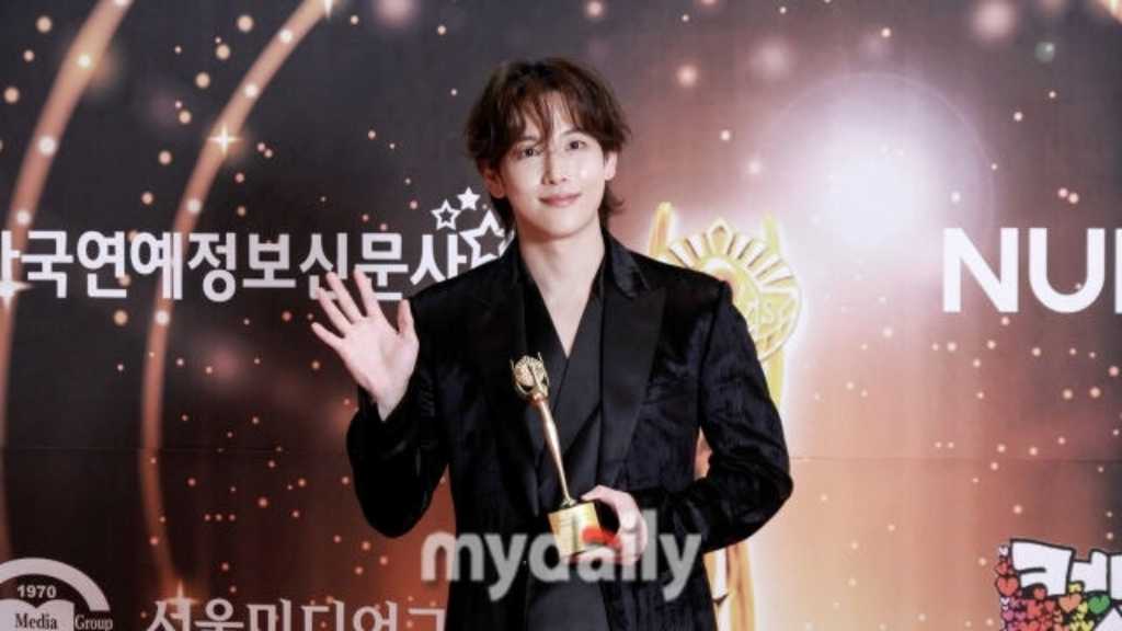 【PHOTO】イム・シワン＆ソン・ウヨンヨら「第33回大韓民国文化芸能大賞」に出席