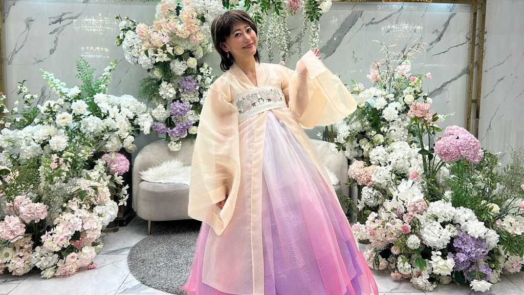 水谷千重子、韓国で初のディナーショーツアーを開催！韓服姿でステージ登場＆参加者とデュエットも