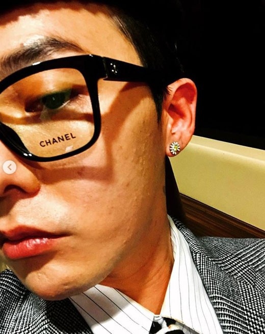 Bigbangのg Dragon 抜群のセンス おしゃれすぎるファッションアイテムに注目 Kstyle