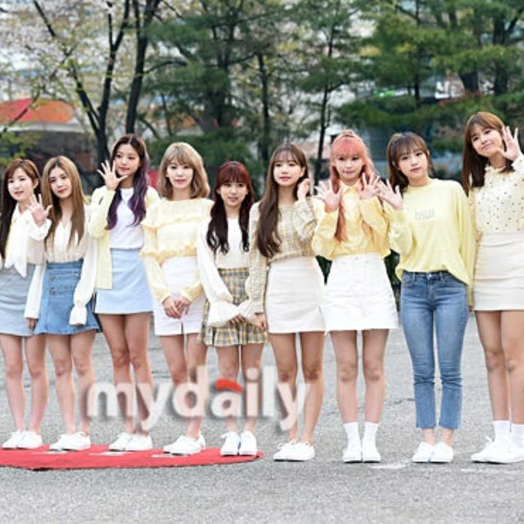IZ*ONEメンバー7人が集結！仲睦まじいプライベート写真にファン歓喜「思い出を語り合った」