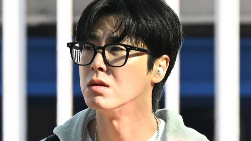 【PHOTO】東方神起 ユンホ、海外スケジュールのため中国へ出国