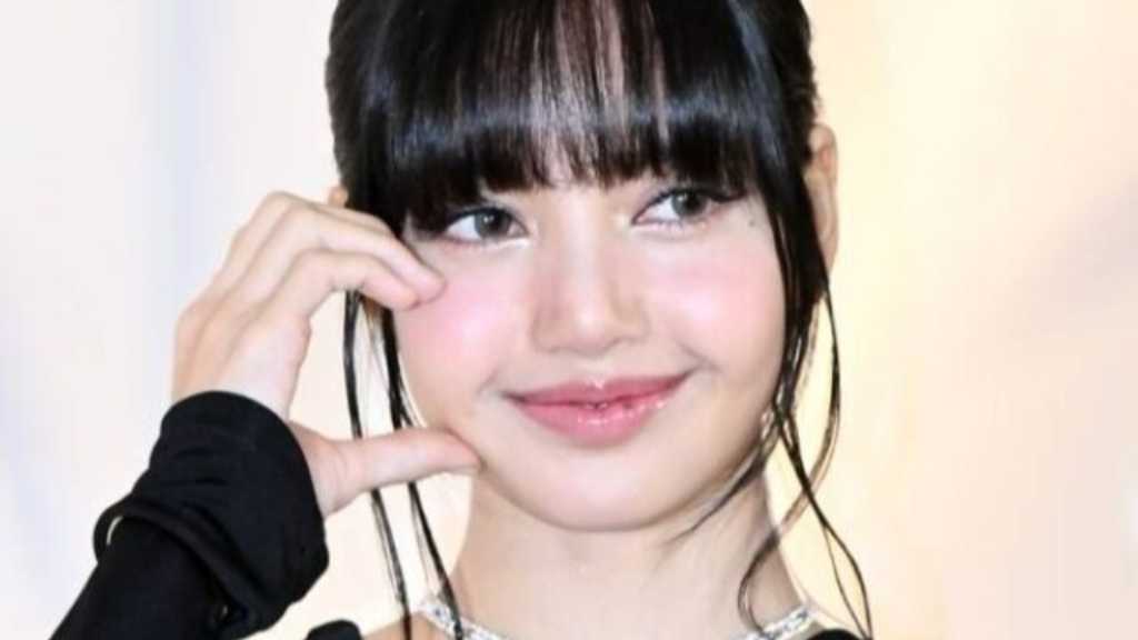 BLACKPINK リサ、タイのイケメン俳優ブルー・ポンティワットとロンドンに？目撃情報から再び熱愛説