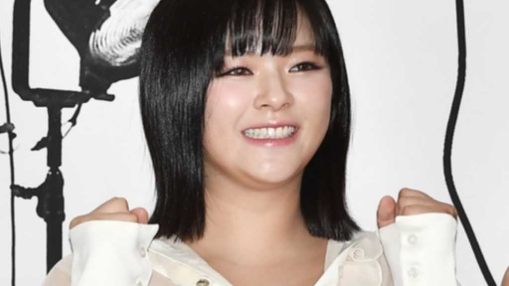 TWICE ジョンヨン、保護犬・保護猫のために飼料2トンを寄付