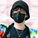 【PHOTO】“コロナから回復”BTS(防弾少年団)のJ-HOPE「グラミー賞」に出席するためアメリカへ(動画あり)