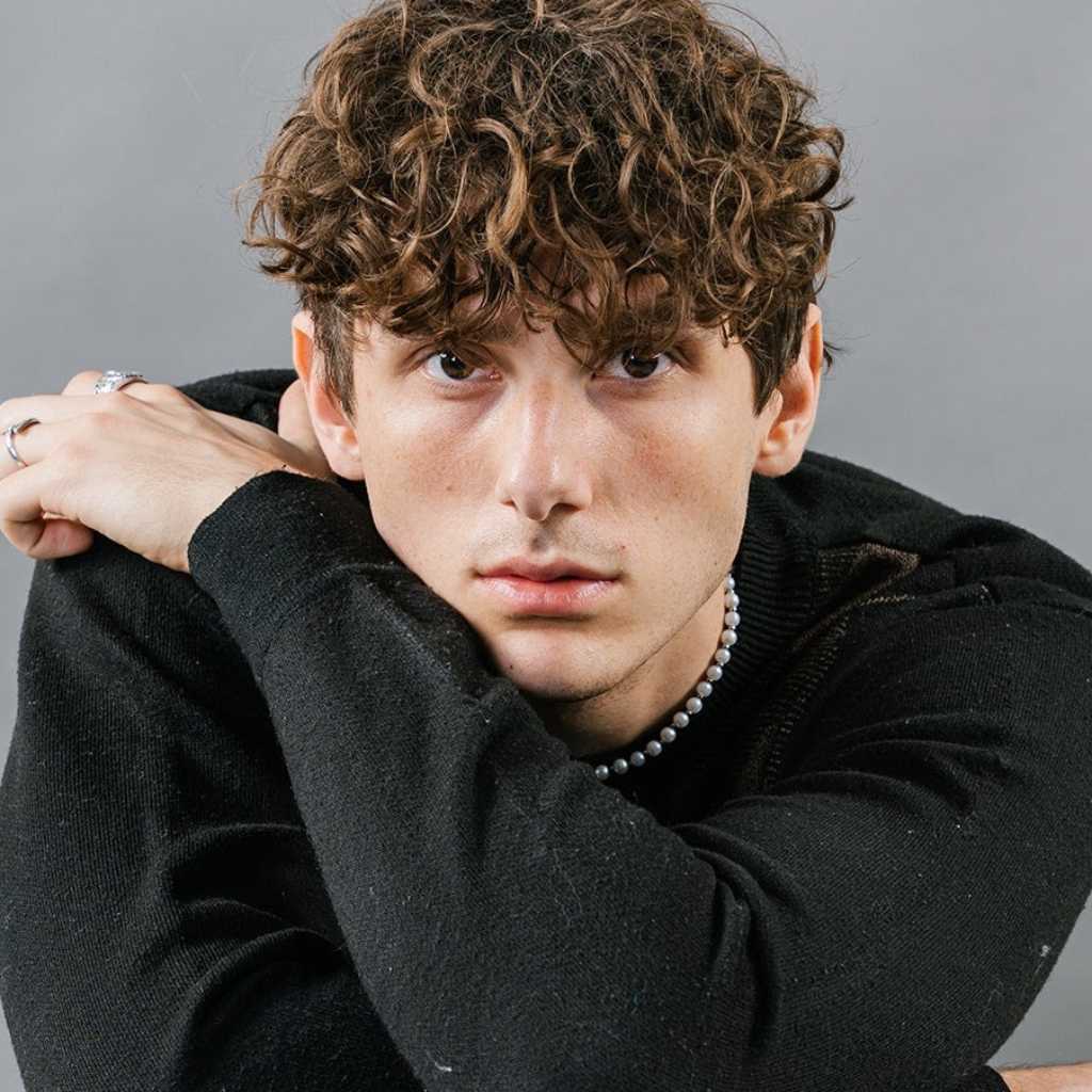 JVKE、EXO レイとのコラボ曲「easy」を本日リリース！日本＆韓国含む初のアジアツアー開催も発表