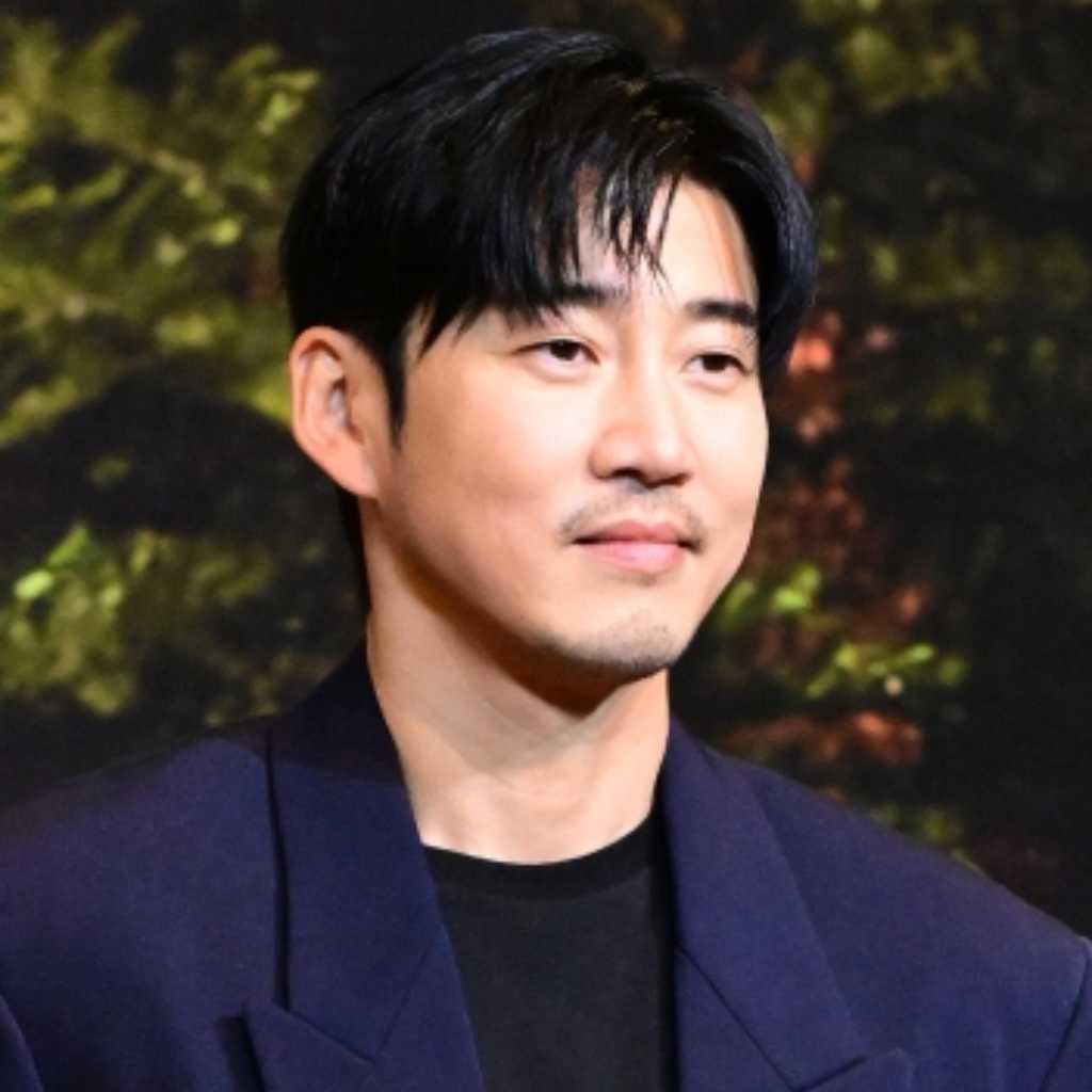 ユン・ゲサン、公演中の写真・動画撮影に対して自身の考えを明かす「スマホを使わずに集中して」