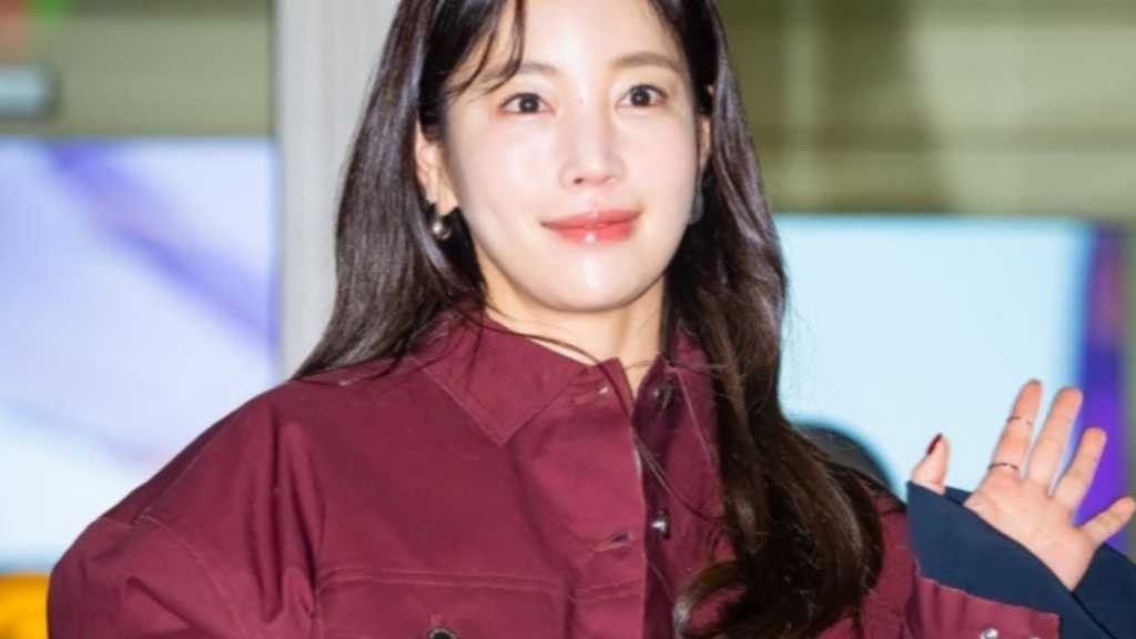 【PHOTO】キ・ウンセ、ファッションウィークに出席するためフランスへ出国