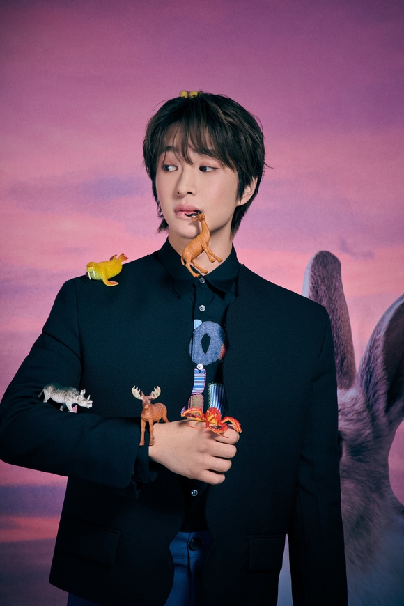 オンユ（SHINee）の韓国1stアルバム『Circle』限定特典付き商品
