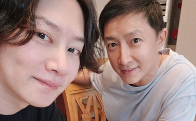 SUPER JUNIOR ヒチョル、元メンバーのハンギョンと再会ショット！変わらぬ友情が話題に