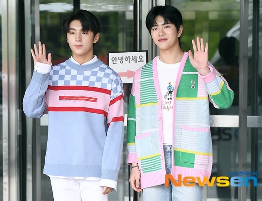 Photo Golden Child ボミン Y ハム ソウォンら アンニョンハセヨ 収録に参加 爽やかな笑顔 Kstyle