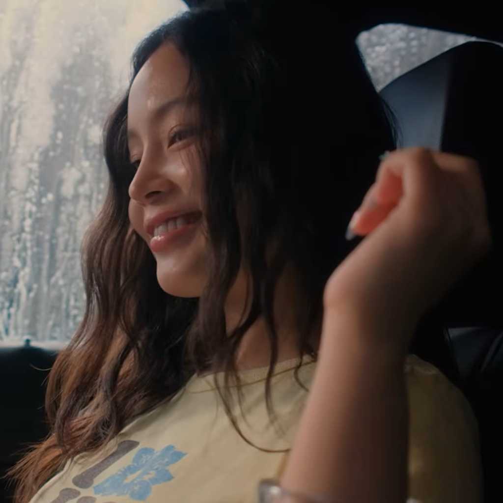 イ・ハイ、新曲「2 EASY」リリックビデオを公開…エモい雰囲気に注目
