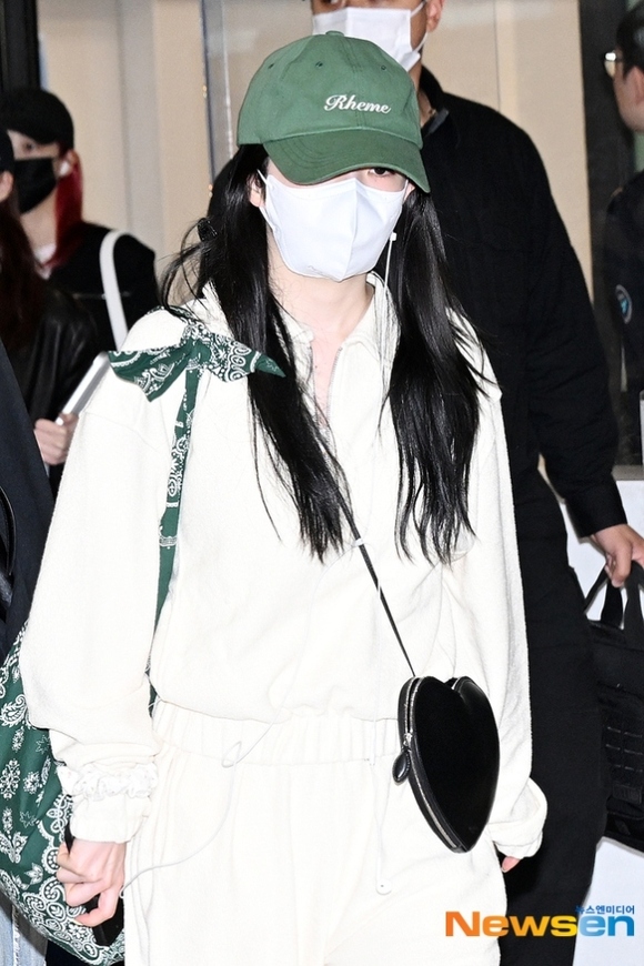 Red Velvet Irene's Visuals At Recent Event Spark Hot