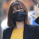 【PHOTO】パク・ハソン、ラジオ番組の収録に参加…キュートな笑顔で挨拶(動画あり)