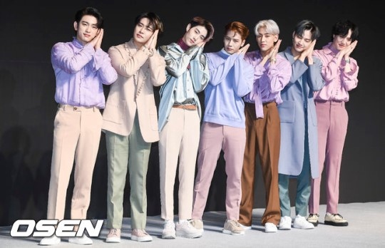 Photo Got7 3rdフルアルバム Present You 発売記念ショーケースを開催 パステルカラーの衣装で登場 Kstyle