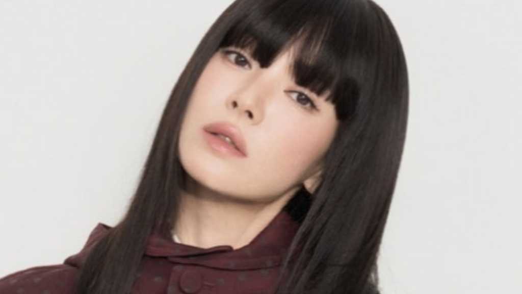 ソン・ヘギョ、前髪＆ロングヘアでシックな魅力！FENDIの新キャンペーン写真を公開