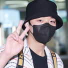 【PHOTO】Wanna One出身パク・ジフン、タイでのファンミーティングを終えて帰国…かわいらしくピース(動画あり)