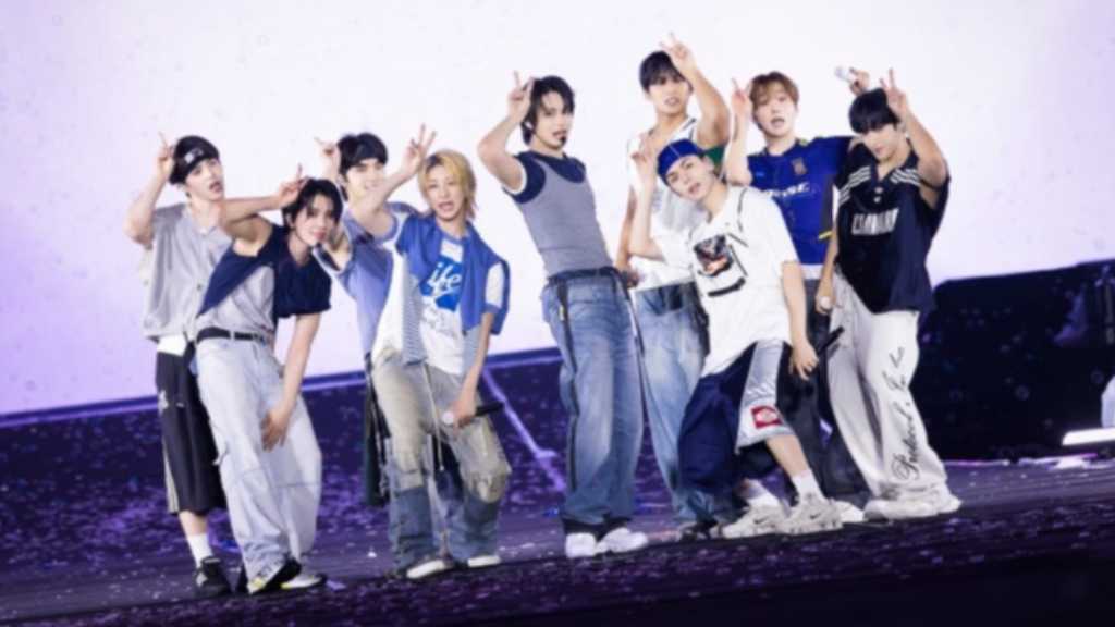 SEVENTEEN、人気K-POPカバーや互いのソロ曲をチェンジして披露も!2日間のファンミで5万8000人と交流