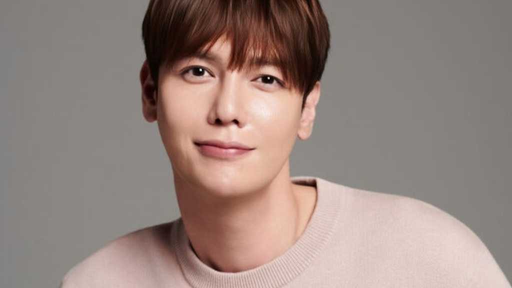 SUPERNOVA ジヒョク、ACTOR DIRECTORSと専属契約を締結…俳優としての活動に期待