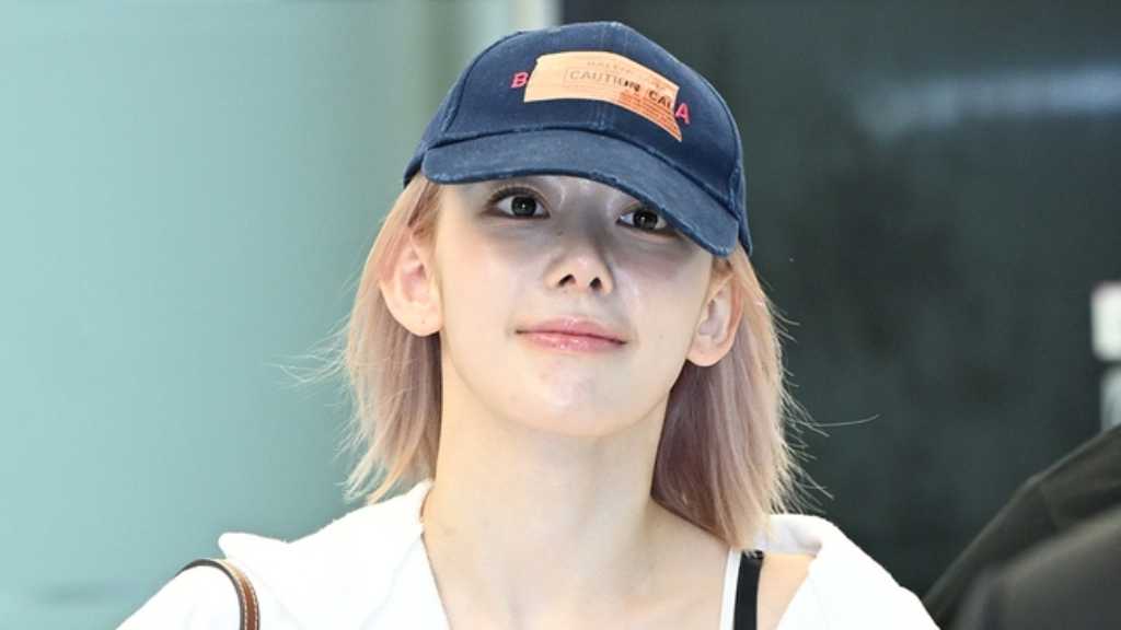 【PHOTO】LE SSERAFIM 宮脇咲良、日本でのスケジュールを終えて韓国へ(動画あり)