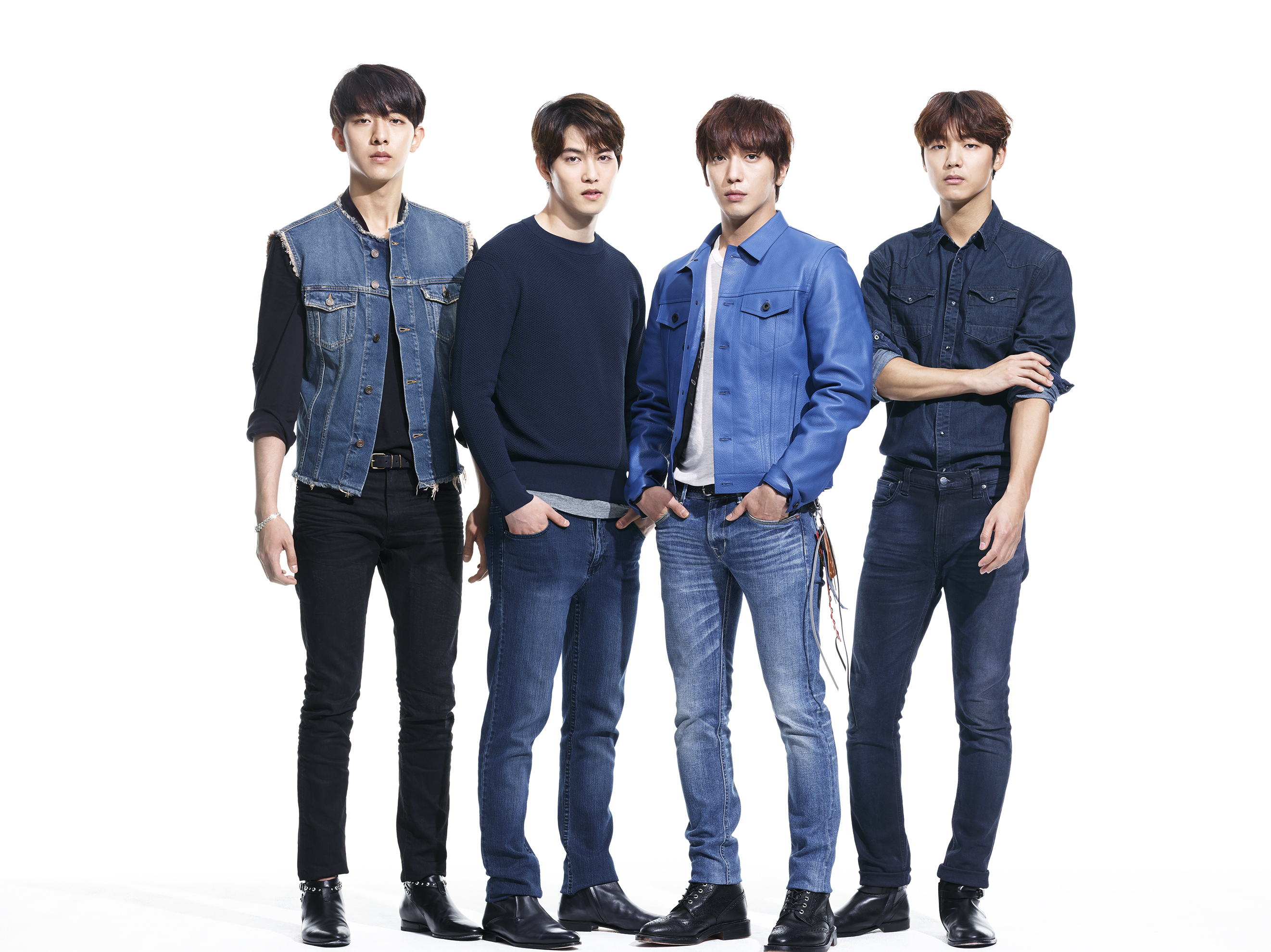 シーエヌブルーCNBLUE 直筆サイン入り チェキ - ミュージシャン