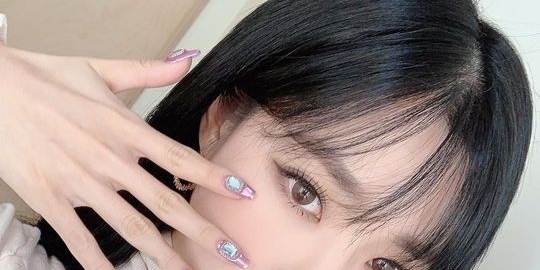 少女時代 ティファニー、まるでお姫様？セルフショットで絶頂の美貌を