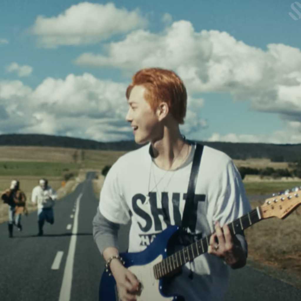 EXO スホ、タイトル曲「Who Are You」MV公開…レトロな感性をこめたインディーポップ曲