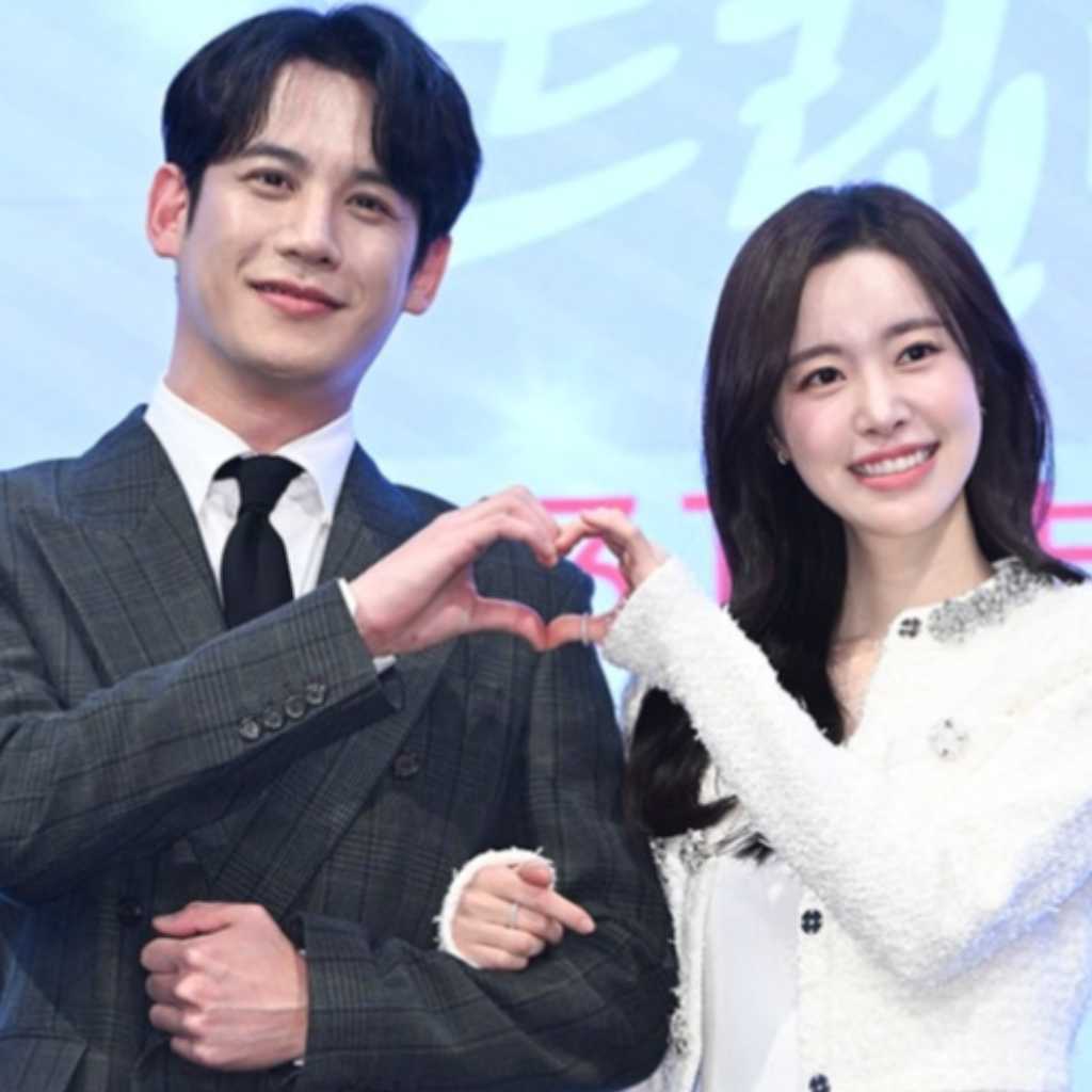 【PHOTO】パク・ギウン&チン・セヨンら、新ドラマ「愛を処方いたします」制作発表会に出席