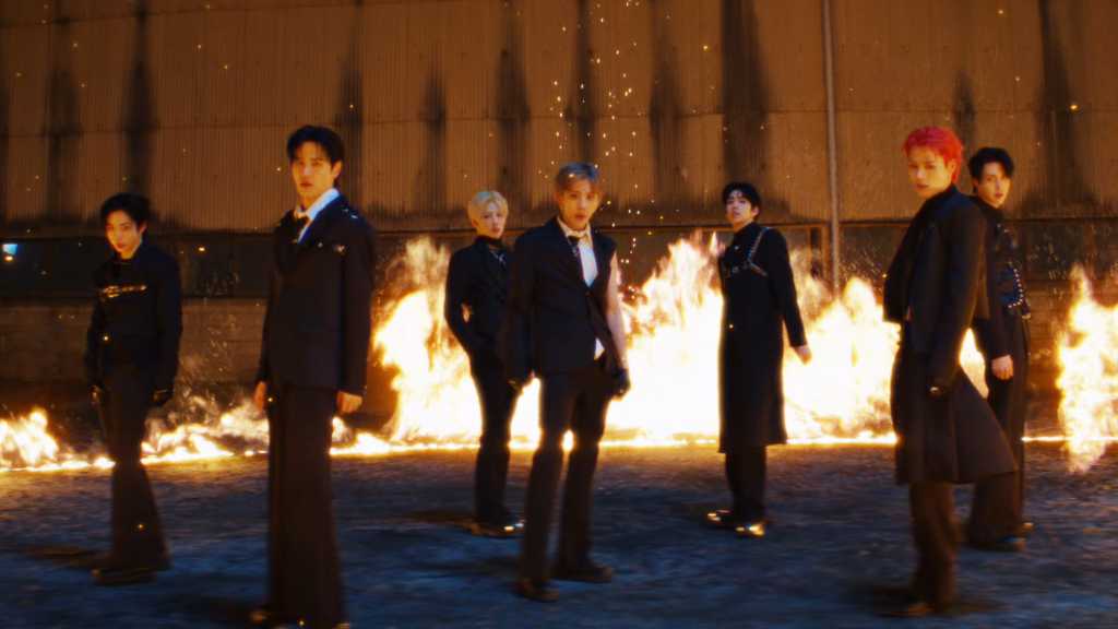 8TURN、タイトル曲「BRUISE」MV公開…切実な愛の感情を込めた歌詞に注目