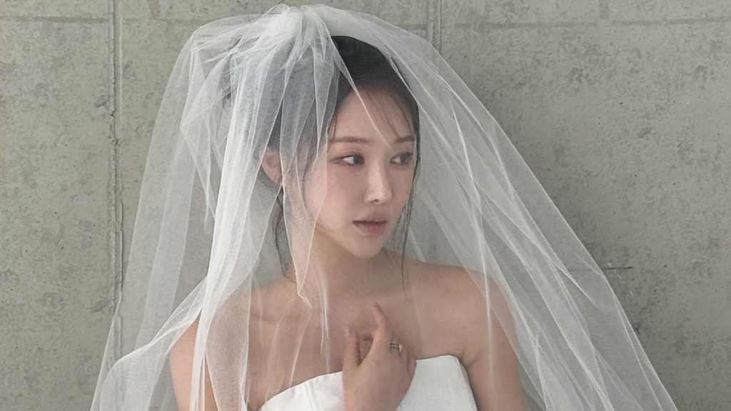 BBGIRLS ミニョン、美しすぎる花嫁に!?清純美あふれるウエディングドレス姿を公開